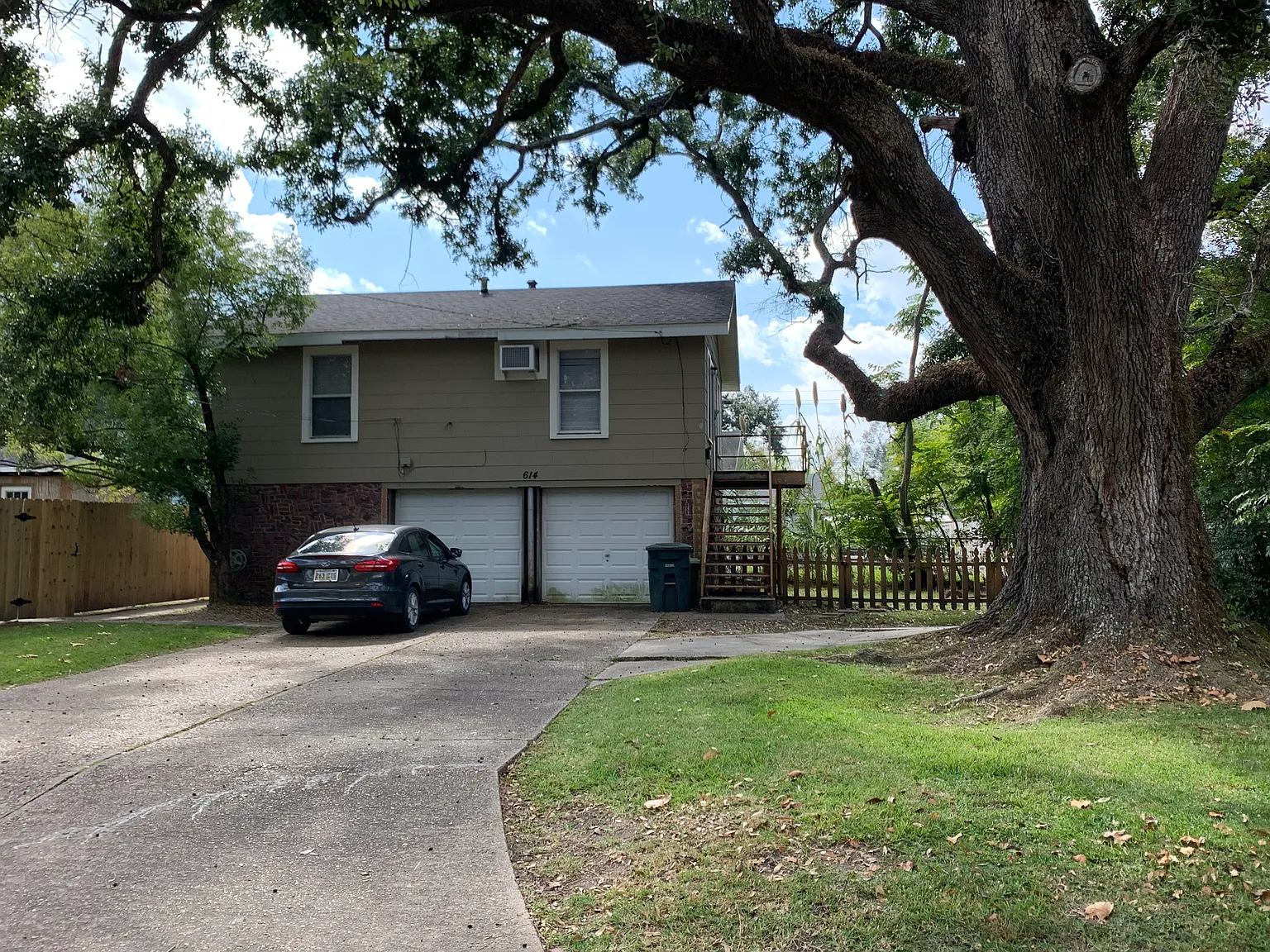 2 bed, 600 sqft, $775 — Photo 1