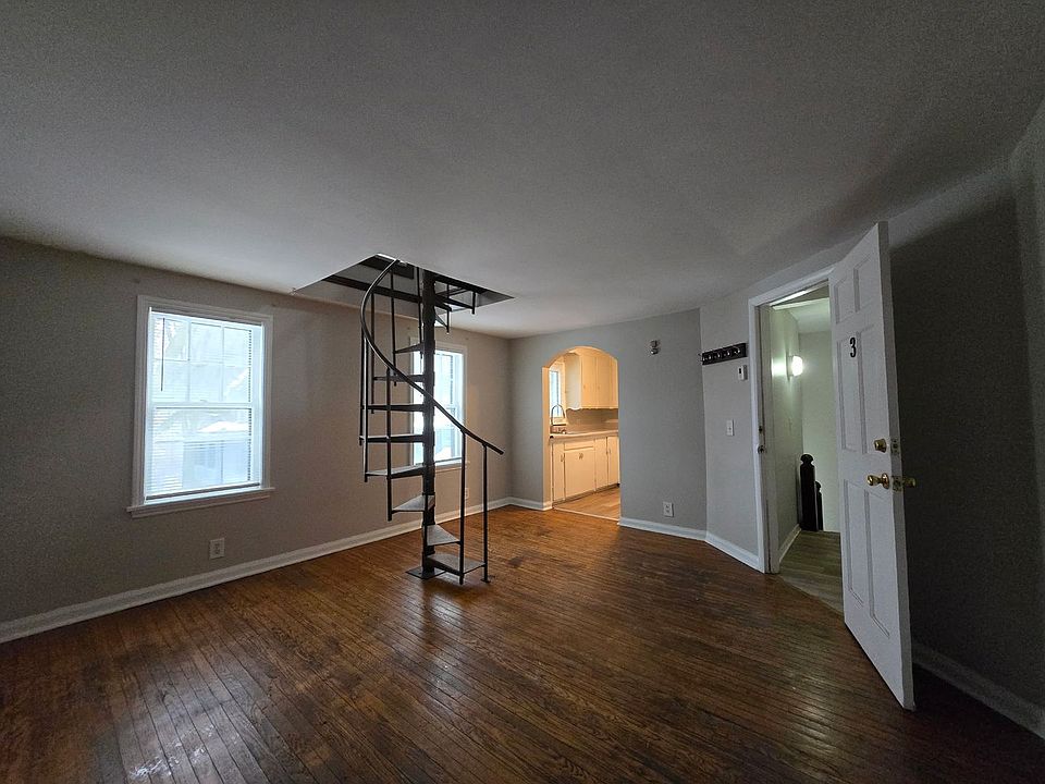 1st image of 195 Meigs St APT 3