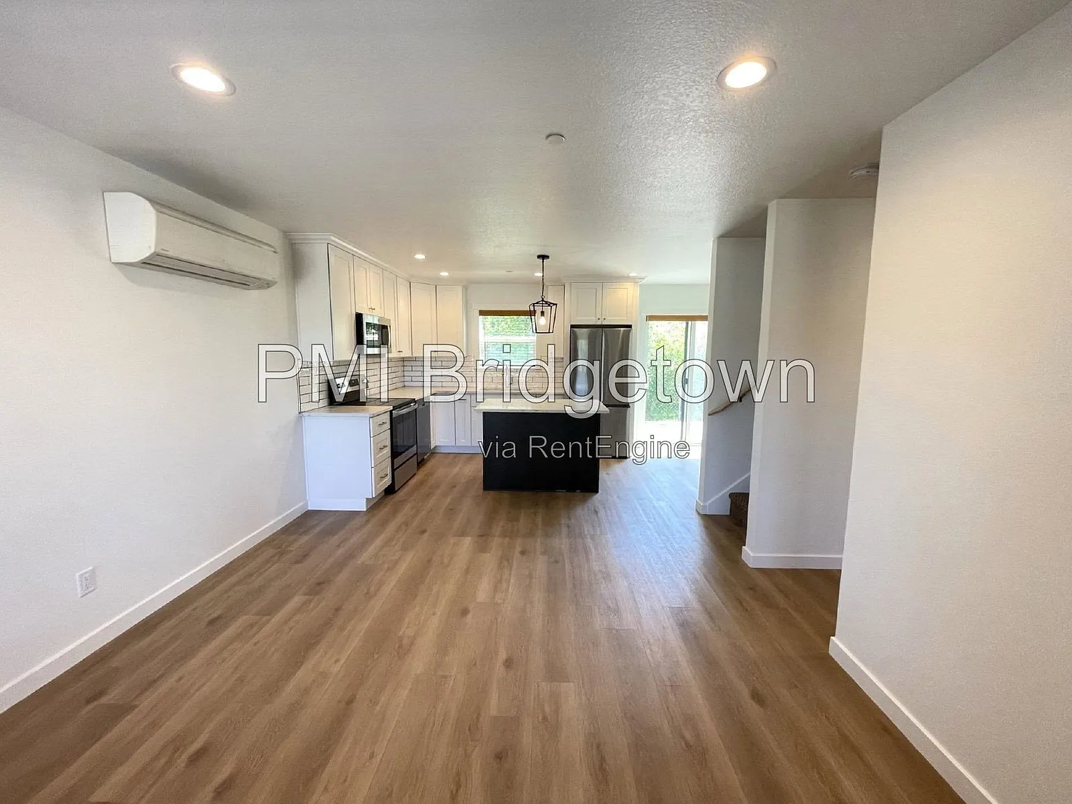 3 bed, 2.0 bath, 1550 sqft, $2,695 — Photo 4