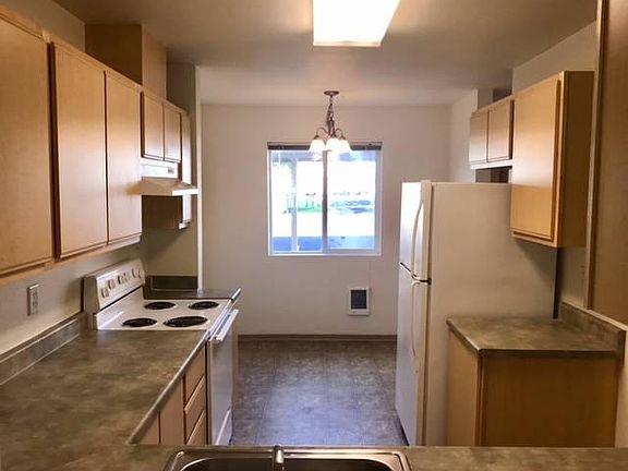 3rd image of 4909 E Upriver Dr #13