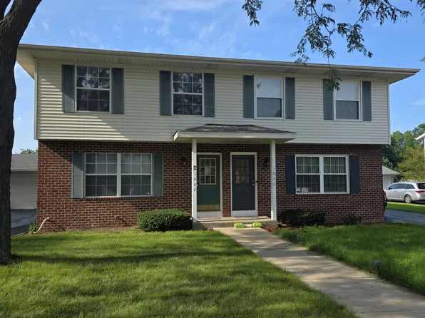 1022 82nd St, Kenosha, WI 53143