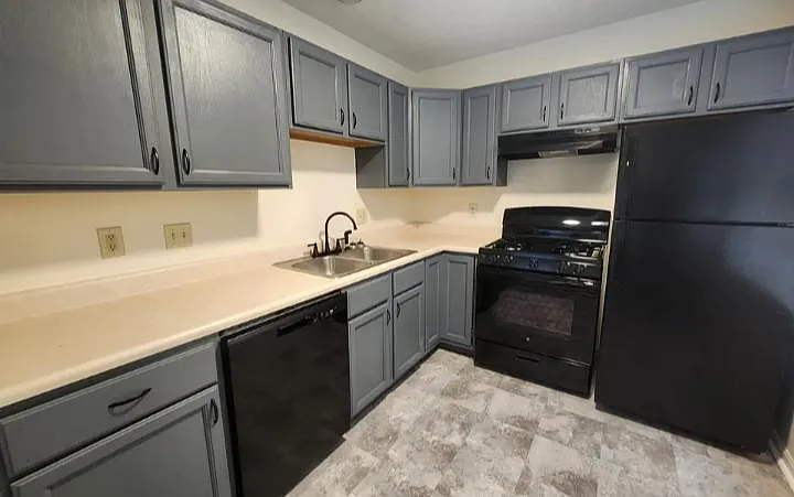 2 bed, 800 sqft, $1,150 — Photo 3