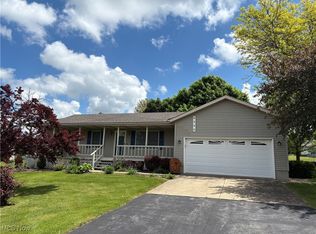 9220 Cherry Rd, Vermilion, OH 44089