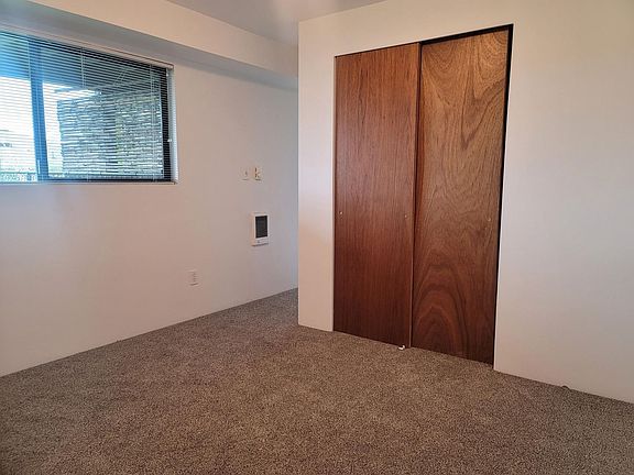 5th image of 997 NE Holm Ct