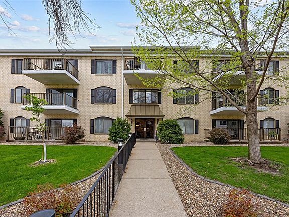 2nd image of 2135 1st Ave SE APT 115