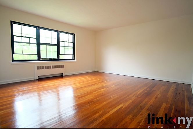 1st image of 367 Park View Ave APT 2M