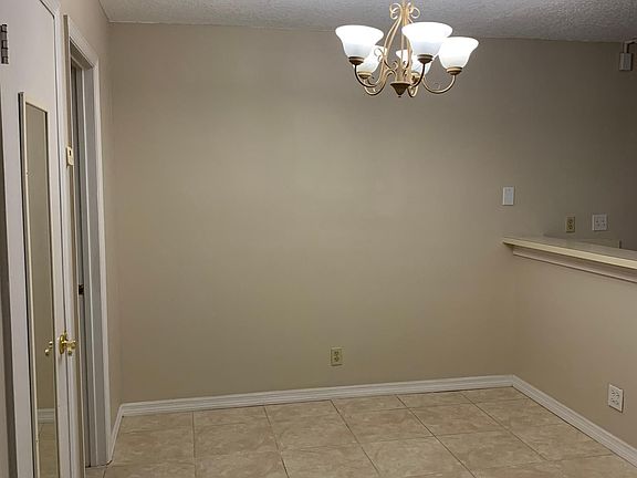 3rd image of 5348 Bamboo Ct
