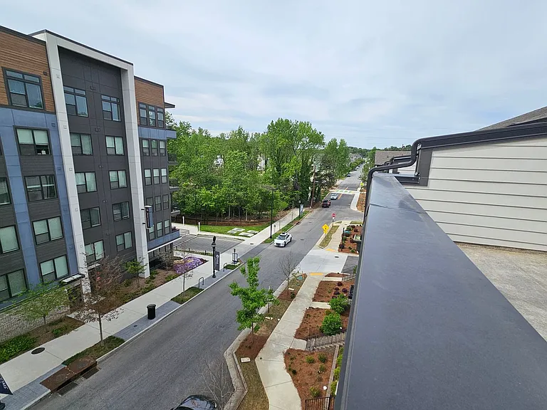 1337 Fairmont Ave NW — Photo 24