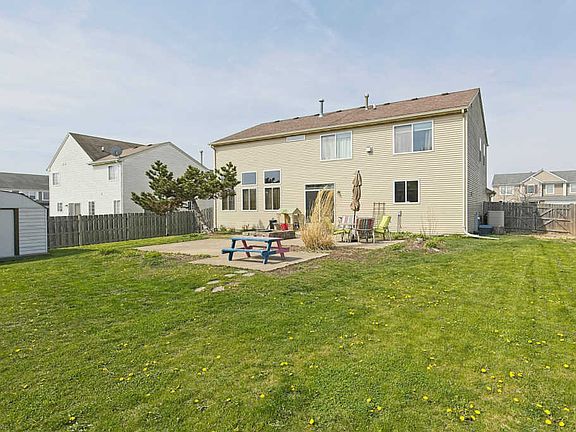 4th image of 39609 Lynsee Ct