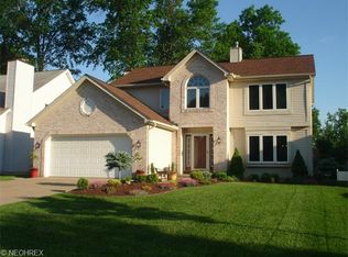 36550 Valley Ridge Dr, Eastlake, OH 44095