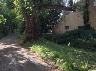 5 Camino Pequeno, Santa Fe, NM 87501