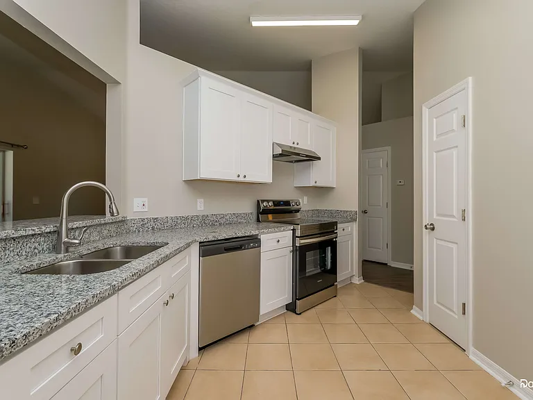 31349 Wrencrest Dr — Photo 3