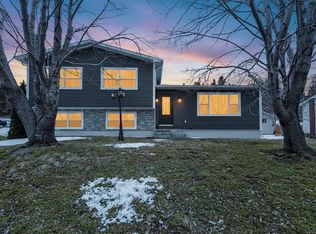 14-16 Farm Road, Bay Roberts, NL A0A1G0