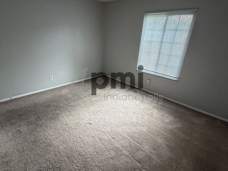 6460 Park Central Way — Photo 42