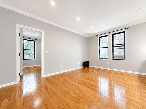3rd image of 241 Ocean Pkwy APT A4