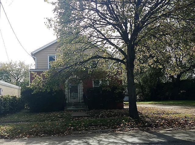 1st image of 605 15th Ave