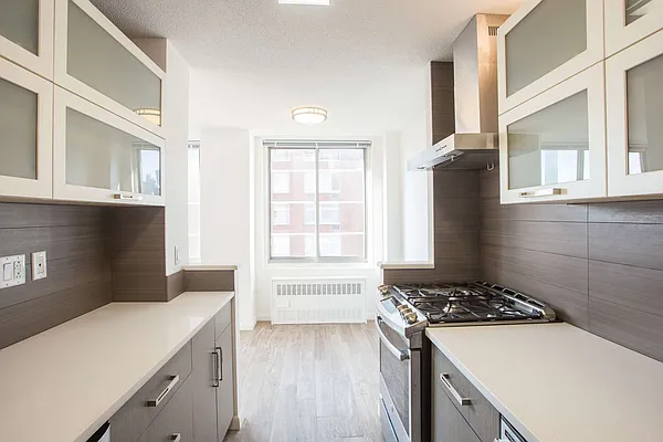 Rented by Pinnacle City Living | media 82