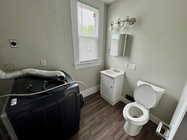 684 Carpenter St #684 — Photo 5