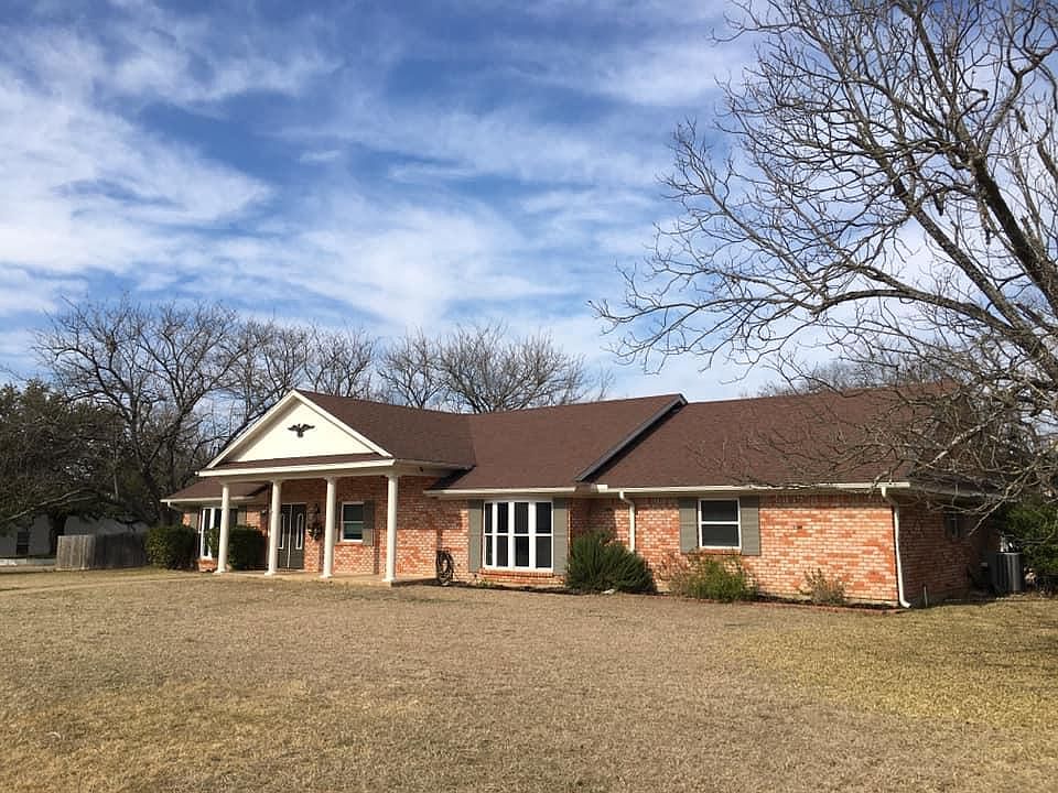 Front yard and house.