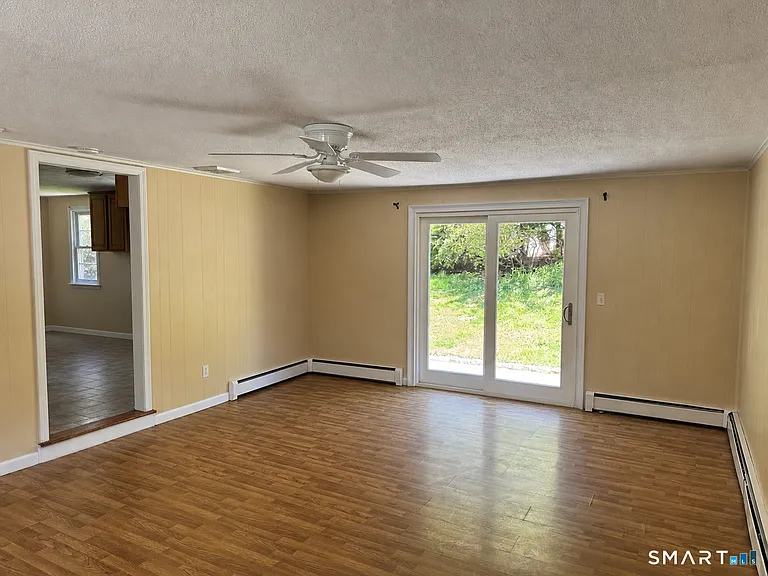 44 Saint James Ave — Photo 6