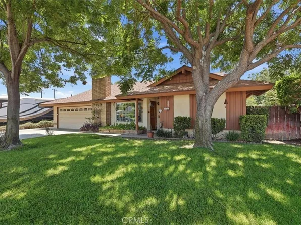 10426 Bonneville St, Riverside, CA 92505
