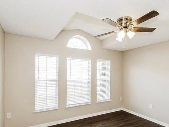 4th image of 1381 Oden Ct