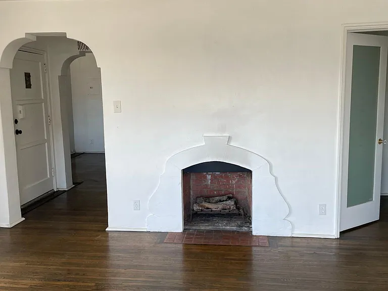 145 W Channel Rd #145 — Photo 4
