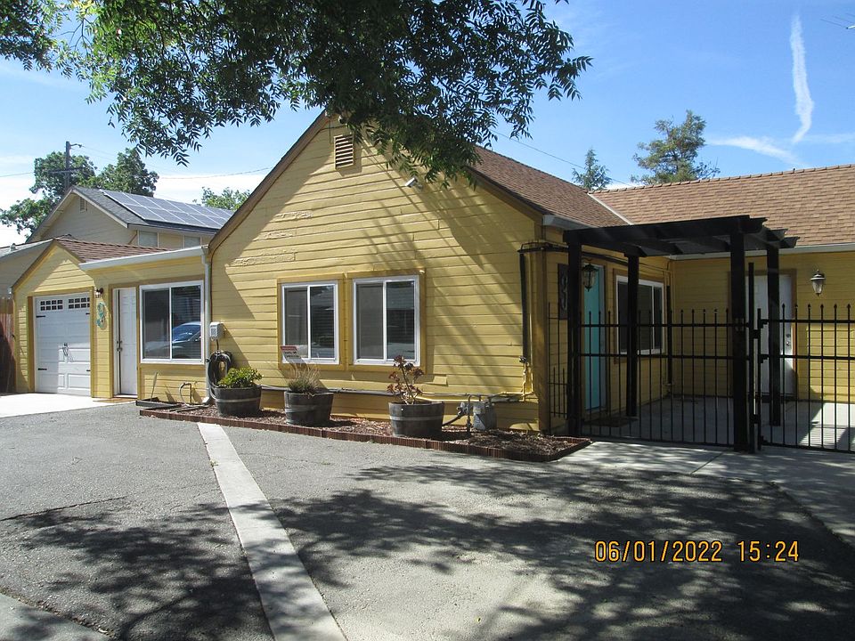 1st image of 3 N College St