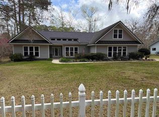5251 Widefield Dr, Tallahassee, FL 32309