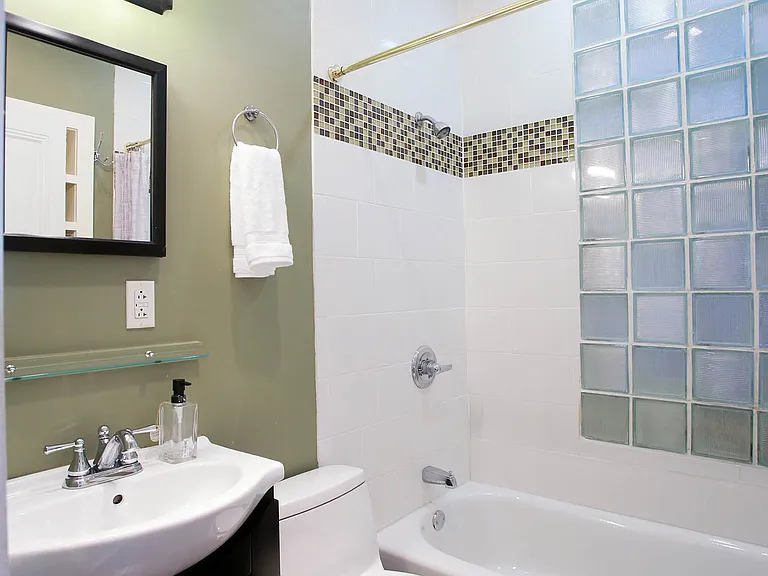 3304 S 18th St #1 — Photo 13
