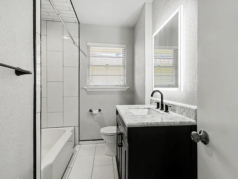 10028 San Lorenzo Dr — Photo 16