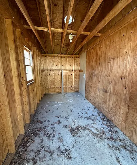 6501 Normans Bridge Rd — Photo 7