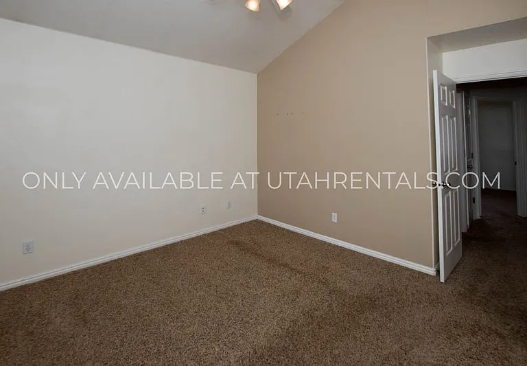 3111 W Davencourt Loop — Photo 36