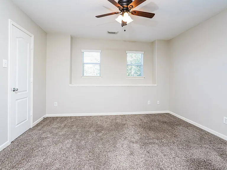 11427 Flying Geese Ln — Photo 17