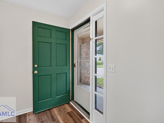 4th image of 653 Mahoney Rd