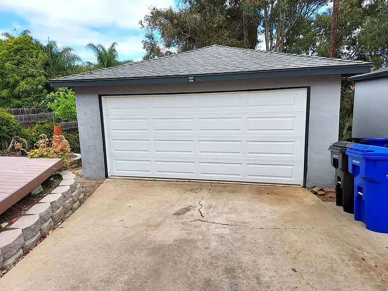 2447 Boundary St — Photo 15
