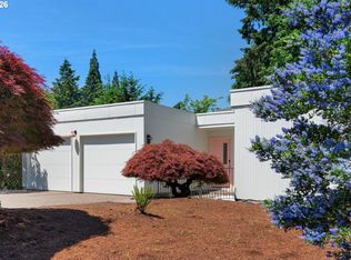 2911 SW Plum Ct, Portland, OR 97219