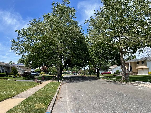 4th image of 34 Sarah Dr