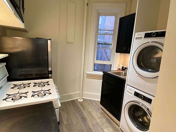 2nd image of 107 E 89th St APT 5A