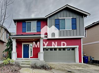 451 SW 111th St, Seattle, WA 98146