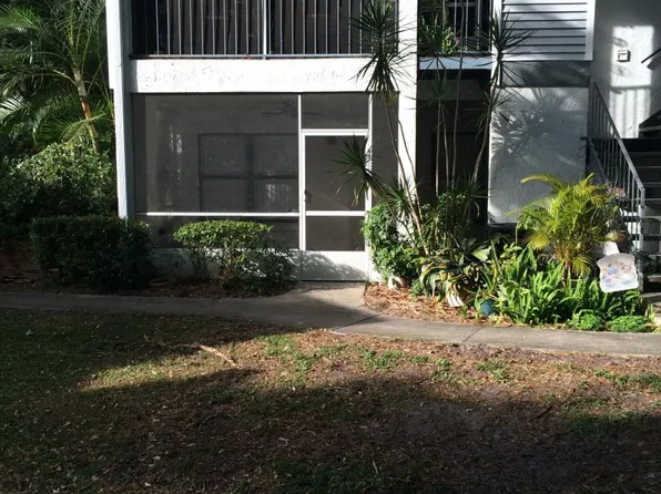 1502 Northlake Dr, Sanford, FL 32773