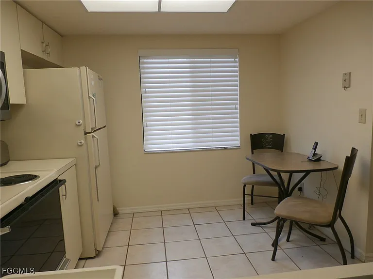 11300 Caravel Cir #210 — Photo 5