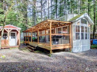 25 Drial Loop, Deming, WA 98244