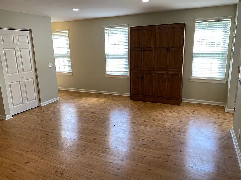 748 Meadowlark Dr — Photo 6