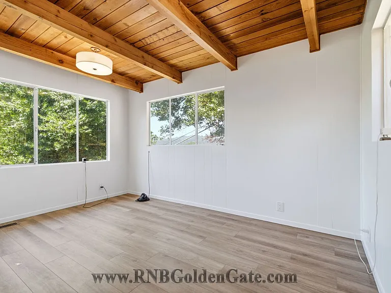 958 Greenhill Rd — Photo 16