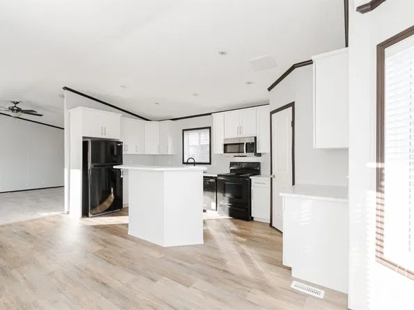 248 E Caouette Cres, Wood Buffalo, AB T9K 2H9