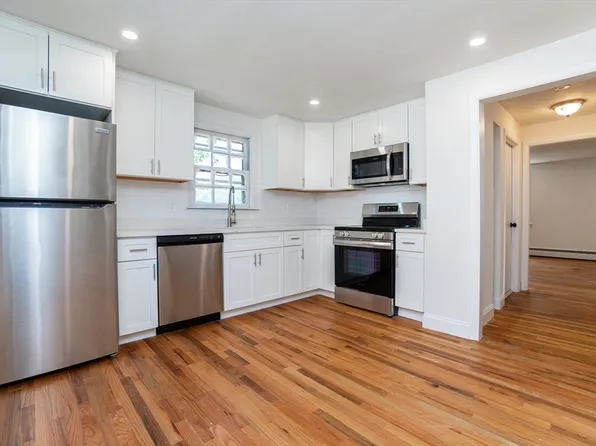 79 Ashland St, Lynn, MA 01905