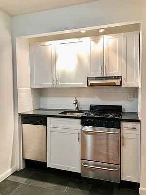 Rented by Waverly Realty Associates | media 6