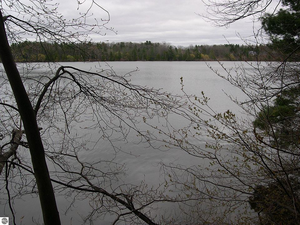 1st image of 1589 Edgewater Rdg Lot 7