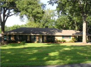 327 W Farrel Rd, Lafayette, LA 70508